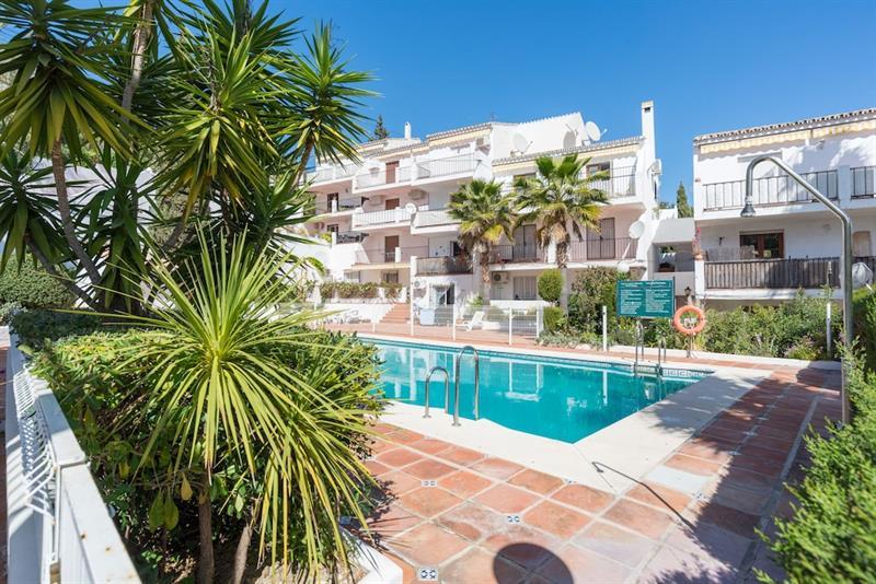 Malagasuite Pool And Tennis Mijas Bagian luar foto