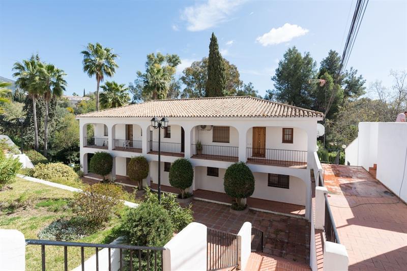 Malagasuite Pool And Tennis Mijas Bagian luar foto